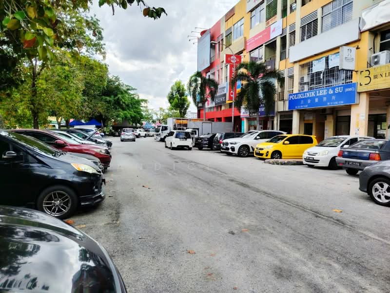 Shop / Office for Rent in Cheras (Selangor) - Candice Tan - Exterior - PropertyGuru.com.my