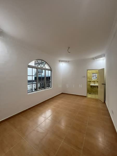 Rumah Berkembar untuk Dijual di Taman Pelangi (Johor Bahru) - Yee Hsin - PropertyGuru.com.my