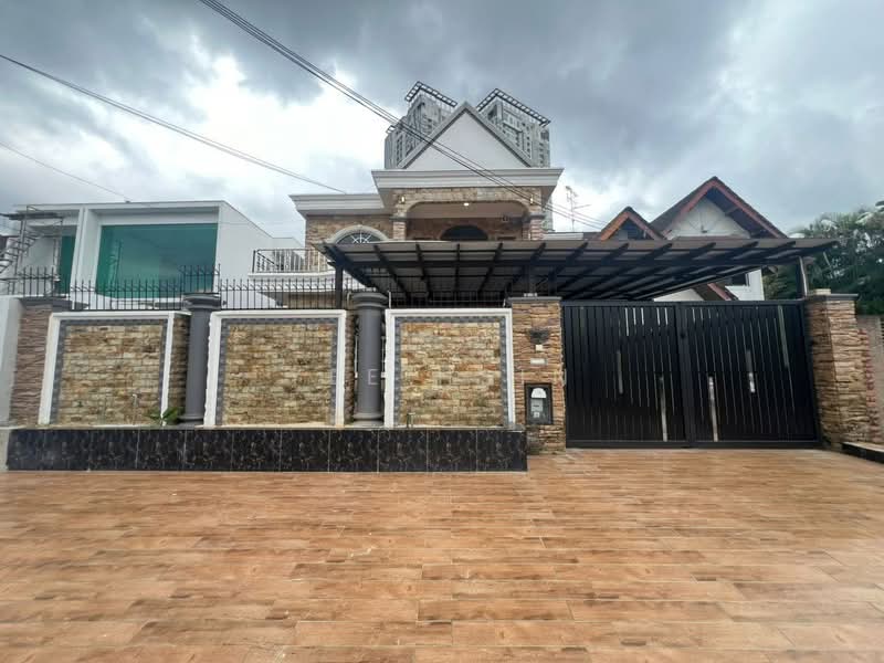 Rumah Berkembar untuk Dijual di Taman Pelangi (Johor Bahru) - Yee Hsin - PropertyGuru.com.my
