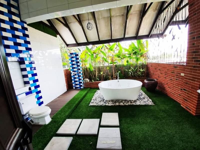 Rumah Banglo untuk Dijual di Seksyen 9 (Shah Alam) - Ras Shaz - Bathroom - PropertyGuru.com.my