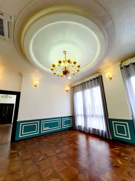 Rumah Banglo untuk Dijual di Seksyen 9 (Shah Alam) - Ras Shaz - Living Room - PropertyGuru.com.my
