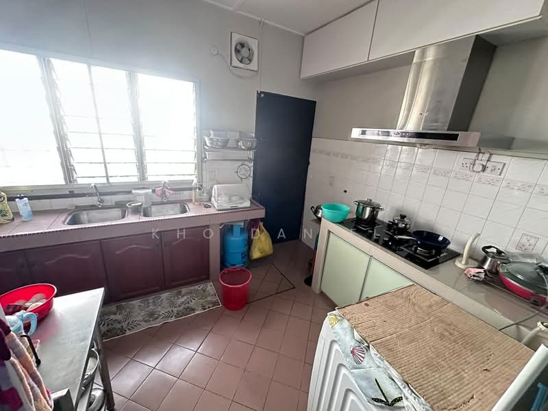 Rumah Teres 2-Tingkat untuk Dijual di Taman Supreme (Cheras) - Kho Daniel - Kitchen - PropertyGuru.com.my