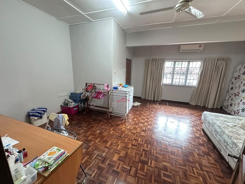 Rumah Teres 2-Tingkat untuk Dijual di Taman Supreme (Cheras) - Kho Daniel - Living Room - PropertyGuru.com.my