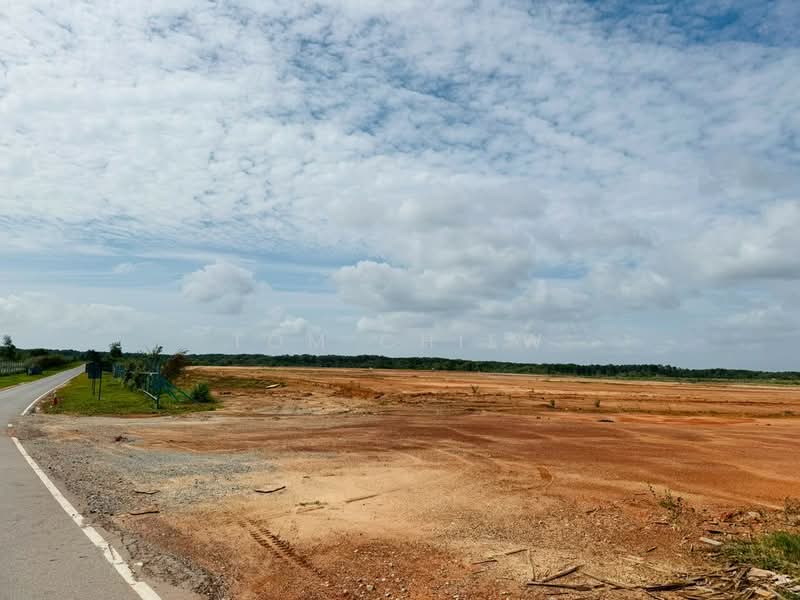 Commercial Land for Sale in Gelang Patah (Johor) - Tom Chiew - Exterior - PropertyGuru.com.my