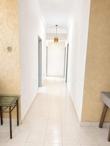 Condominium for Rent at D'aman Crimson - Iffah Amirah - Corridor - PropertyGuru.com.my