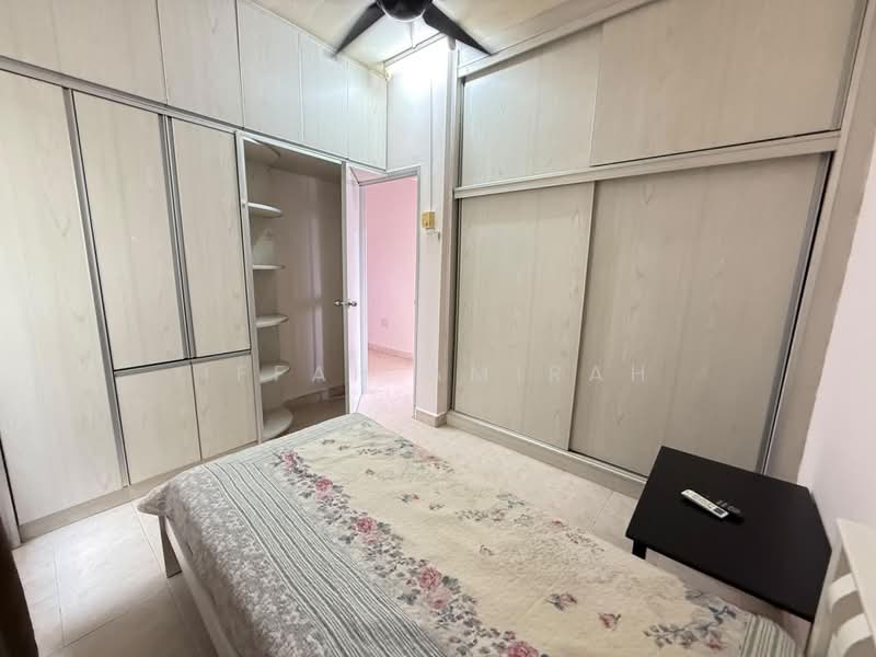 Condominium for Rent at D'aman Crimson - Iffah Amirah - Bedroom - PropertyGuru.com.my
