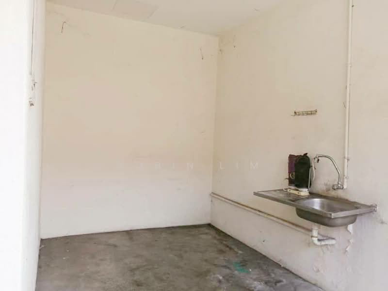 Shop for Sale in Taman Ungku Tun Aminah (Skudai) - Robin Lim - Interior - PropertyGuru.com.my