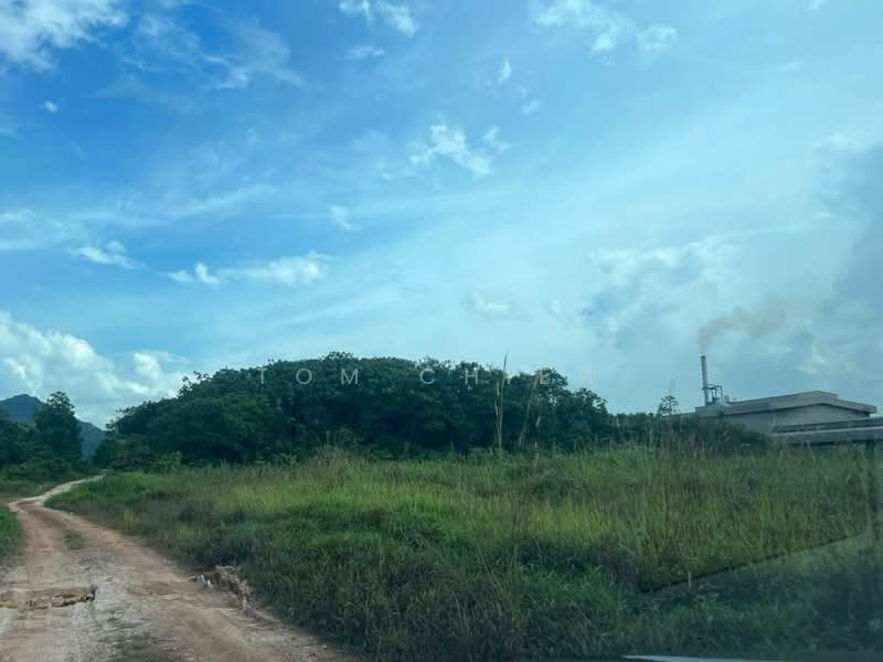 Commercial Land for Sale in Gelang Patah (Johor) - Tom Chiew - Exterior - PropertyGuru.com.my