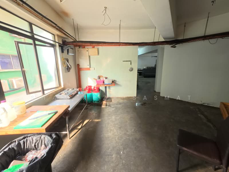 Kedai / Pejabat untuk Disewa di Taipan Business Centre (Subang Jaya) - SHAH REZA SASMAT - Kitchen - PropertyGuru.com.my