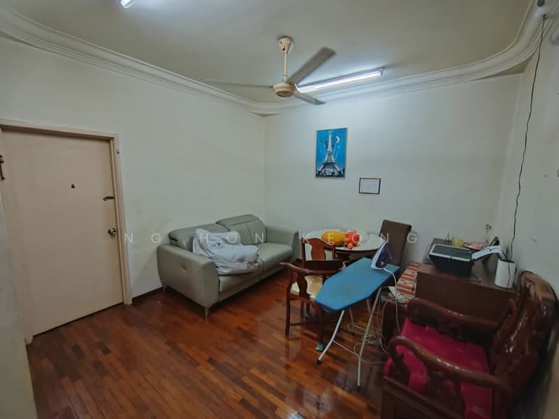 Rumah Teres 2.5 Tingkat untuk Dijual di Bandar Puteri Puchong (Puchong) - Ng Hon Keong - Living Room - PropertyGuru.com.my