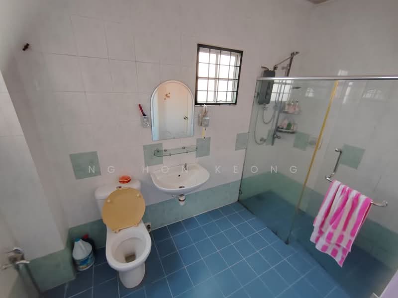 Rumah Teres 2.5 Tingkat untuk Dijual di Bandar Puteri Puchong (Puchong) - Ng Hon Keong - Bathroom - PropertyGuru.com.my