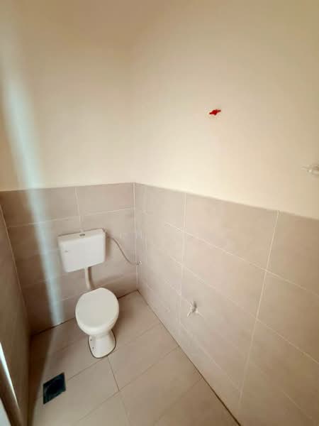 2-storey Terraced House for Sale in Kluang (Johor) - Win Lim - Bathroom - PropertyGuru.com.my