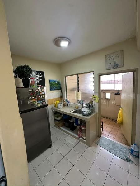 Apartment for Sale at Prima Tiara II - Iffah Amirah - Kitchen - PropertyGuru.com.my