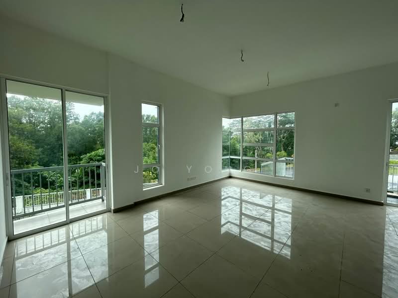 Rumah Berkembar untuk Dijual di Kajang (Selangor) - Jo Yong - Living Room - PropertyGuru.com.my