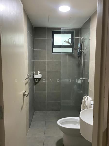Servis Apartment untuk Disewa di Liberty @ Arc - Raymond Siew - Bathroom - PropertyGuru.com.my