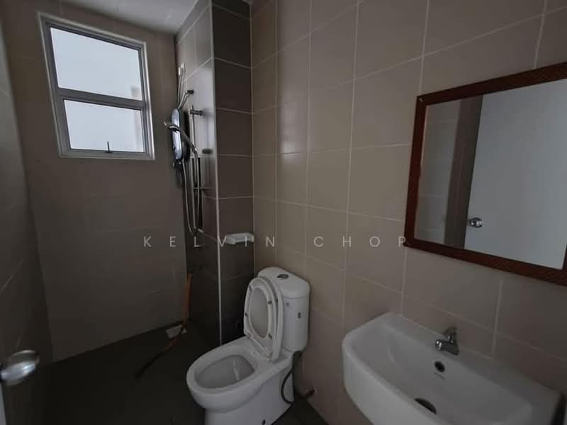 Pangsapuri untuk Disewa di Aliff Avenue (Dwi Alif) - Kelvin Chop - Bathroom - PropertyGuru.com.my