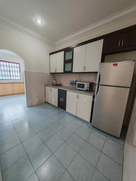 2-storey Terraced House for Sale in Taman Nusa Indah (Iskandar Puteri (Nusajaya)) - Iden Tan - Kitchen - PropertyGuru.com.my