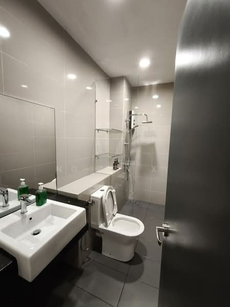 Service Residence for Sale at Sunway Grid Residence - NG ZEN XI - Bathroom - PropertyGuru.com.my