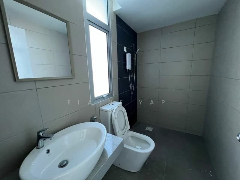 Kediaman Servis untuk Disewa di MIRAI Residences - Elaine Yap - Bathroom - PropertyGuru.com.my