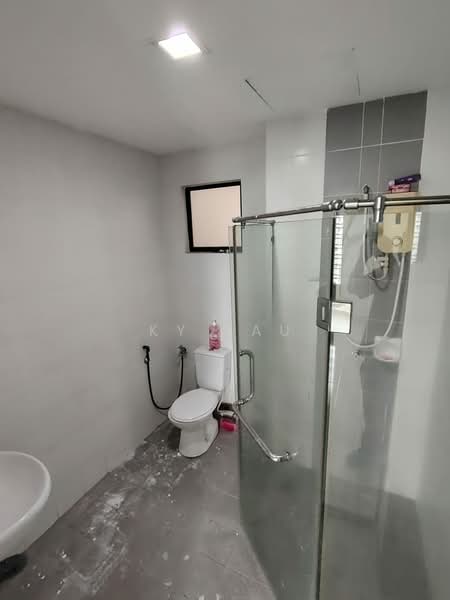 Condominium for Rent at T-Parkland - KY Lau - Bathroom - PropertyGuru.com.my
