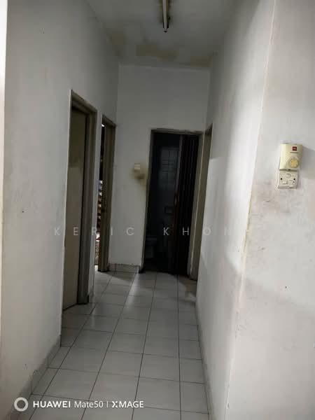 Apartment for Sale at Taman Bukit Pelangi - Keric Khong - Corridor - PropertyGuru.com.my