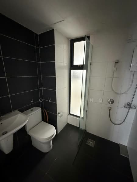 Service Residence for Sale at V@SUMMERPLACE - Joyce Ong - Bathroom - PropertyGuru.com.my