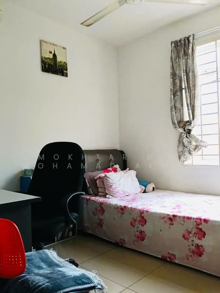 Condominium for Rent at Dwiputra Residences - Mokhtar Bin Mohamad Akhir - Bedroom - PropertyGuru.com.my