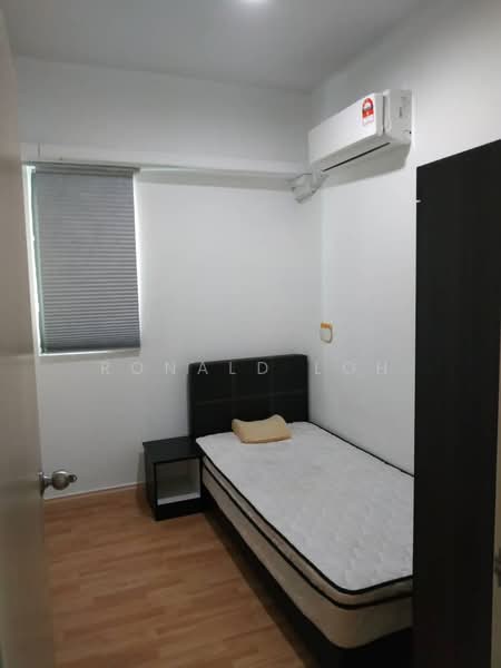 Service Residence for Sale at D'Alamanda - Ronald Loh - Bedroom - PropertyGuru.com.my