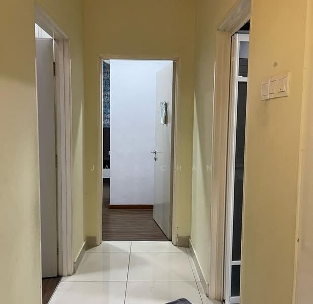 Servis Apartment untuk Disewa di The Loft @ ZetaPark - Jack Chan - Corridor - PropertyGuru.com.my