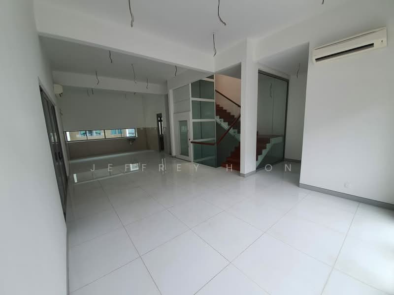 Terraced House for Sale in Bandar Putra Permai (Seri Kembangan) - Jeffrey Hoon - Interior - PropertyGuru.com.my