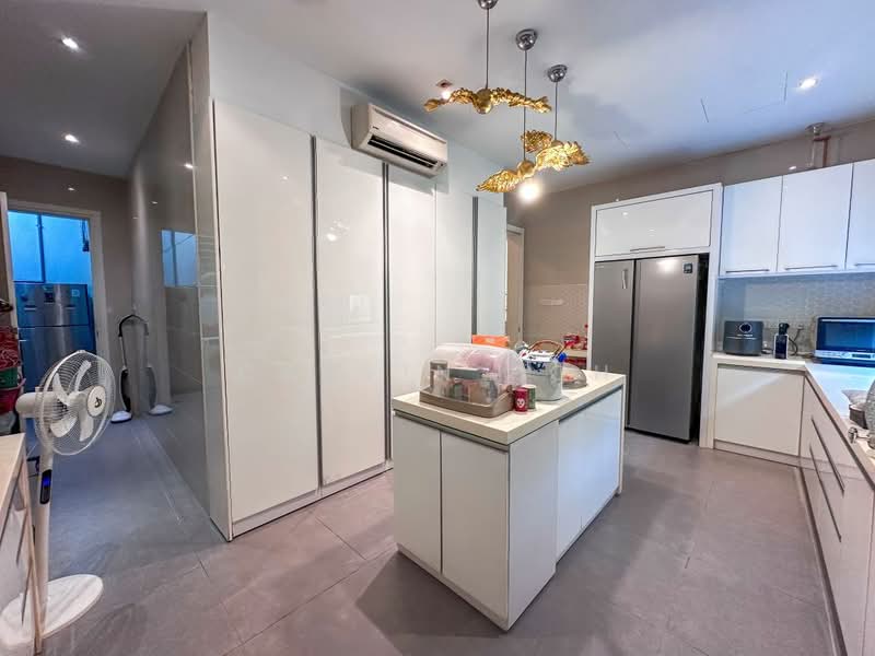 Bungalow House untuk Dijual di KL City Centre (Kuala Lumpur) - Calvin Poh - Kitchen - PropertyGuru.com.my