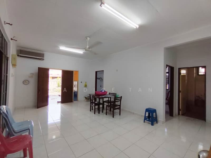 Bungalow House untuk Dijual di Batu 9 (Cheras) - Candice Tan - PropertyGuru.com.my