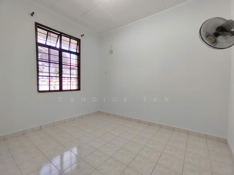 Bungalow House untuk Dijual di Batu 9 (Cheras) - Candice Tan - PropertyGuru.com.my