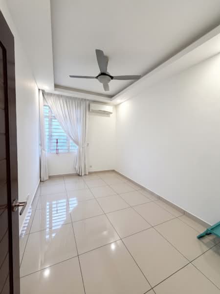 Kondominium untuk Dijual di Sky Vista Residency - Vickky Wong CF - Interior - PropertyGuru.com.my
