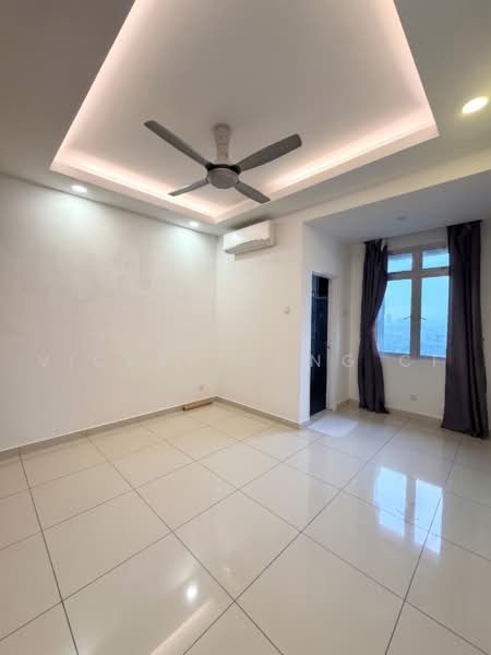 Kondominium untuk Dijual di Sky Vista Residency - Vickky Wong CF - Living Room - PropertyGuru.com.my