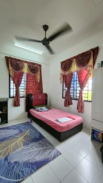 Rumah Teres 2 Tingkat untuk Dijual di Taman Scientex Pasir Gudang (Pasir Gudang) - Karl Lim - Bedroom - PropertyGuru.com.my