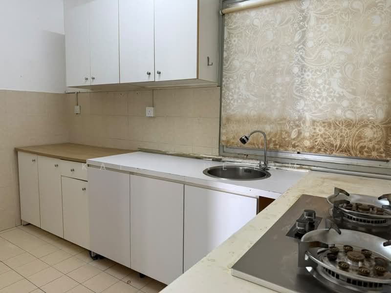 Pangsapuri untuk Disewa di Mutiara Apartment - Katherine Lam - Kitchen - PropertyGuru.com.my