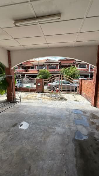 Rumah Teres untuk Dijual di Bandar Sungai Long (Selangor) - Sylvester Goh - Exterior - PropertyGuru.com.my