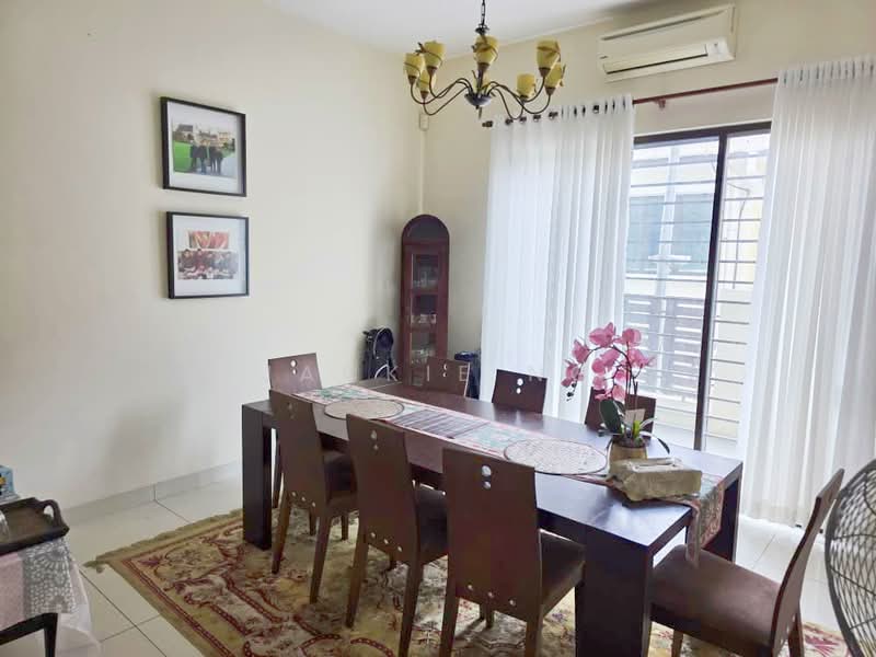 Rumah Teres 2.5 Tingkat untuk Dijual di Alam Damai (Cheras) - Jackie Ng - Dining Room - PropertyGuru.com.my
