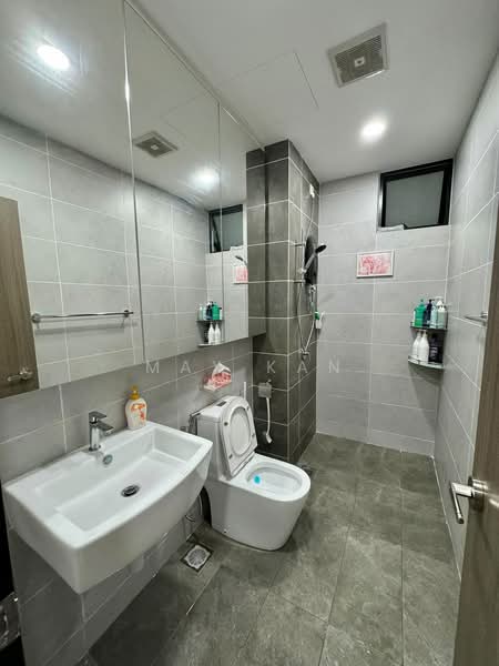 Apartment for Sale at Twin Tower Residence - Max Kan - Bathroom - PropertyGuru.com.my