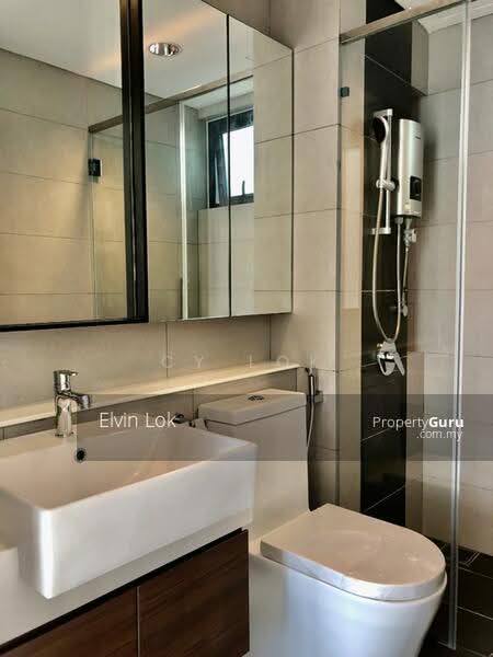Servis Apartment untuk Dijual di Three33 Residence - CY Lok - Bathroom - PropertyGuru.com.my