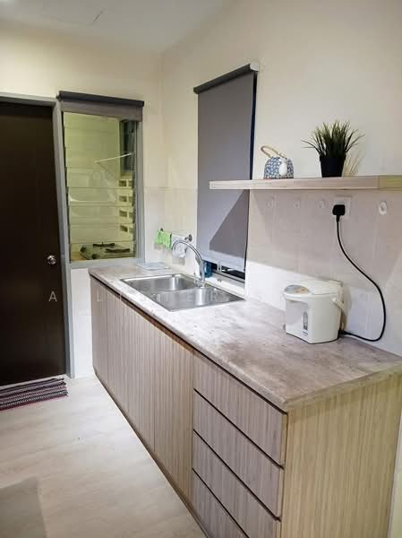 Kondominium untuk Disewa di Lagoon Suites - Allister Seow - Kitchen - PropertyGuru.com.my