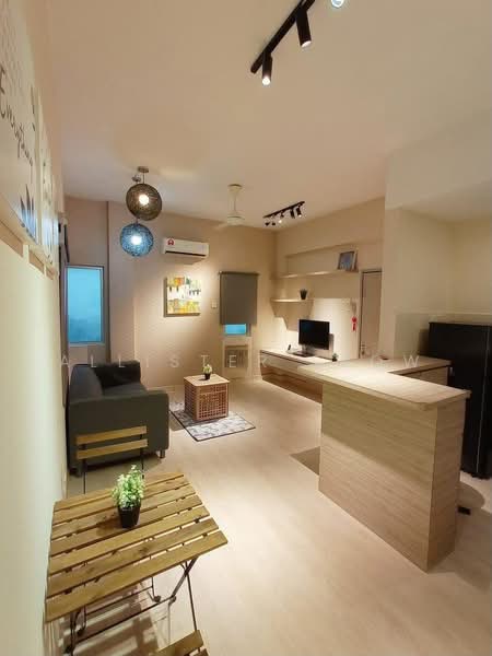 Kondominium untuk Disewa di Lagoon Suites - Allister Seow - Living Room - PropertyGuru.com.my