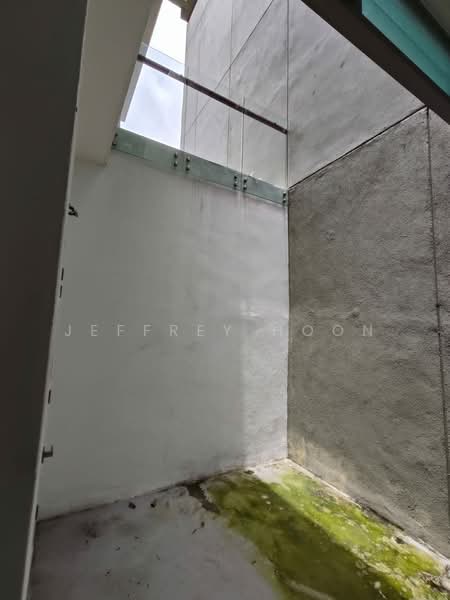 Terraced House for Sale in Bandar Putra Permai (Seri Kembangan) - Jeffrey Hoon - Exterior - PropertyGuru.com.my