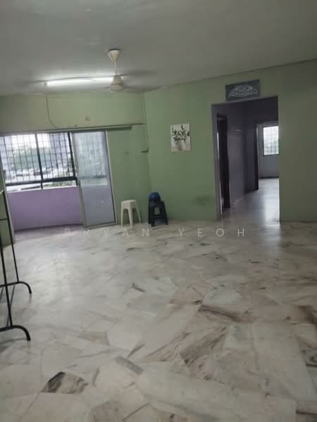 Kondominium untuk Disewa di Bukit Pandan Kondominium 1 - Bryan Yeoh - Living Room - PropertyGuru.com.my