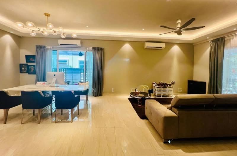 Bungalow for Sale in Taman Meranti Jaya (Puchong) - Kweenie Chong - Living Room - PropertyGuru.com.my