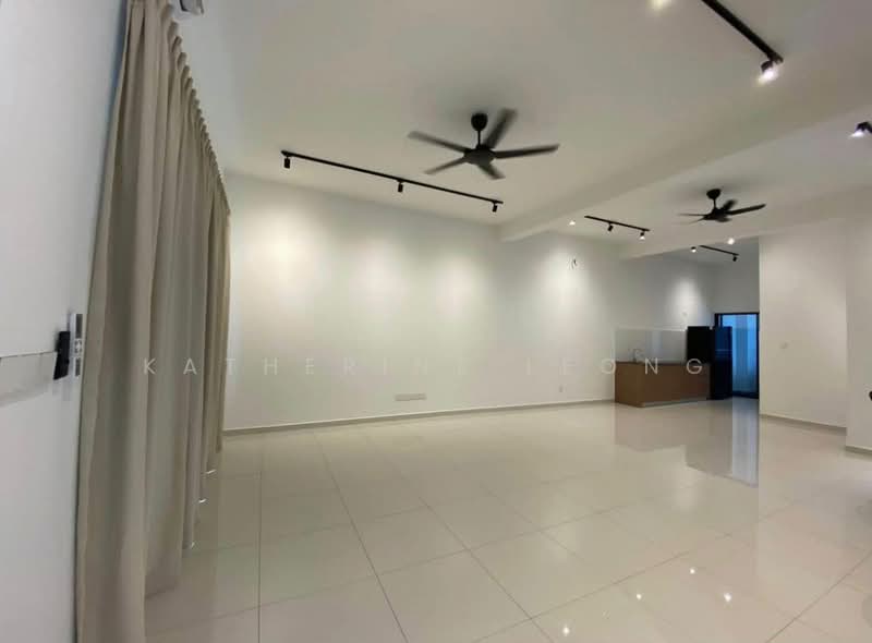 Rumah Teres 2 Tingkat untuk Disewa di Bandar Gamuda Gardens (Rawang) - Katherine Leong - Living Room - PropertyGuru.com.my