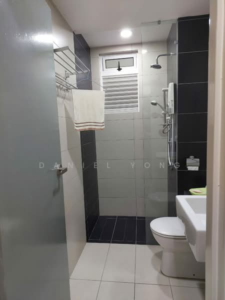Service Residence for Sale at Tropez Residences - Daniel Yong - Bathroom - PropertyGuru.com.my