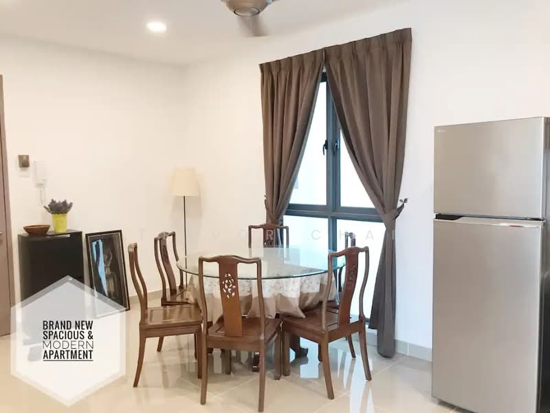 Servis Apartment untuk Disewa di Amerin Residence - Trevor Chai - Dining Room - PropertyGuru.com.my