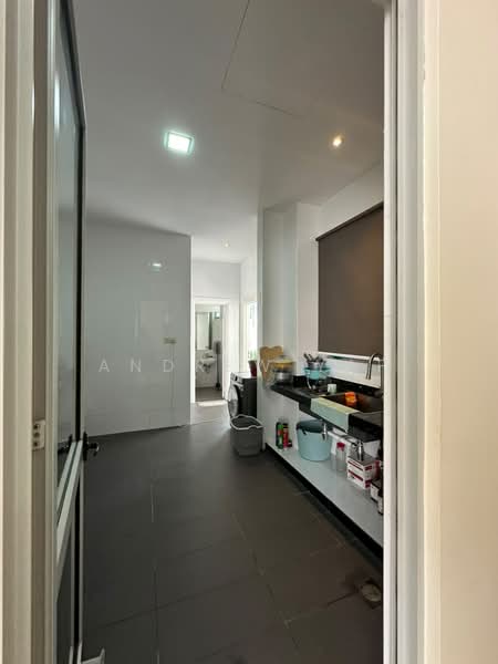 Rumah Banglo untuk Dijual di Taman Taynton View (Cheras) - Andrew Yap - Kitchen - PropertyGuru.com.my